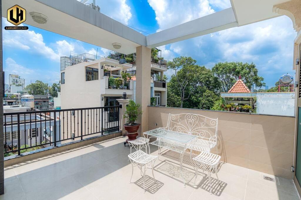 Luxury Home Sai Gon 2 Ho Chi Minh-staden Exteriör bild